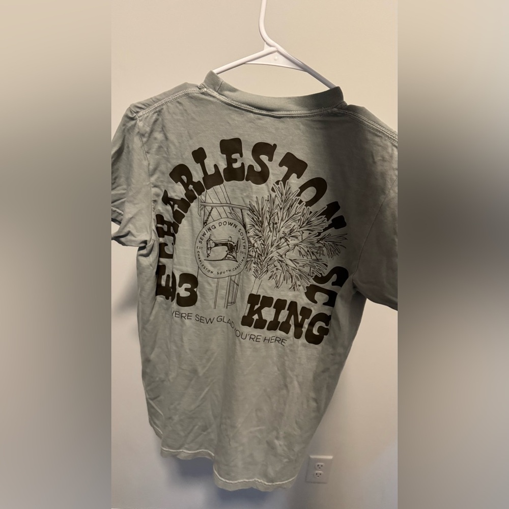 Charleston Sewing Down south Graphic T-Shirt